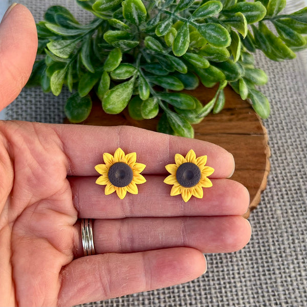 Sunflower Studs