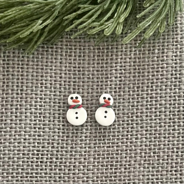 Mini Snowman Studs