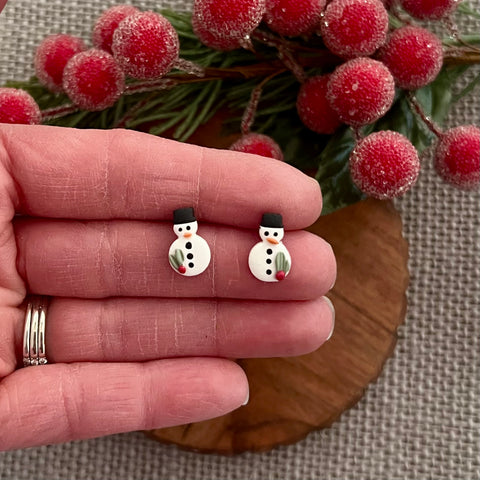 Frosty the Snowman Studs