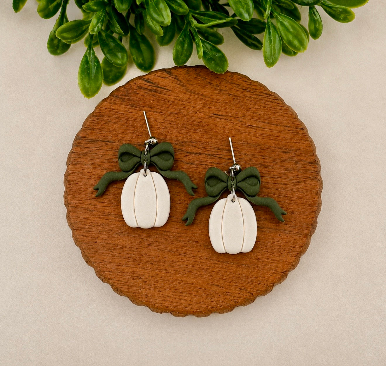 Pumpkins + Bows