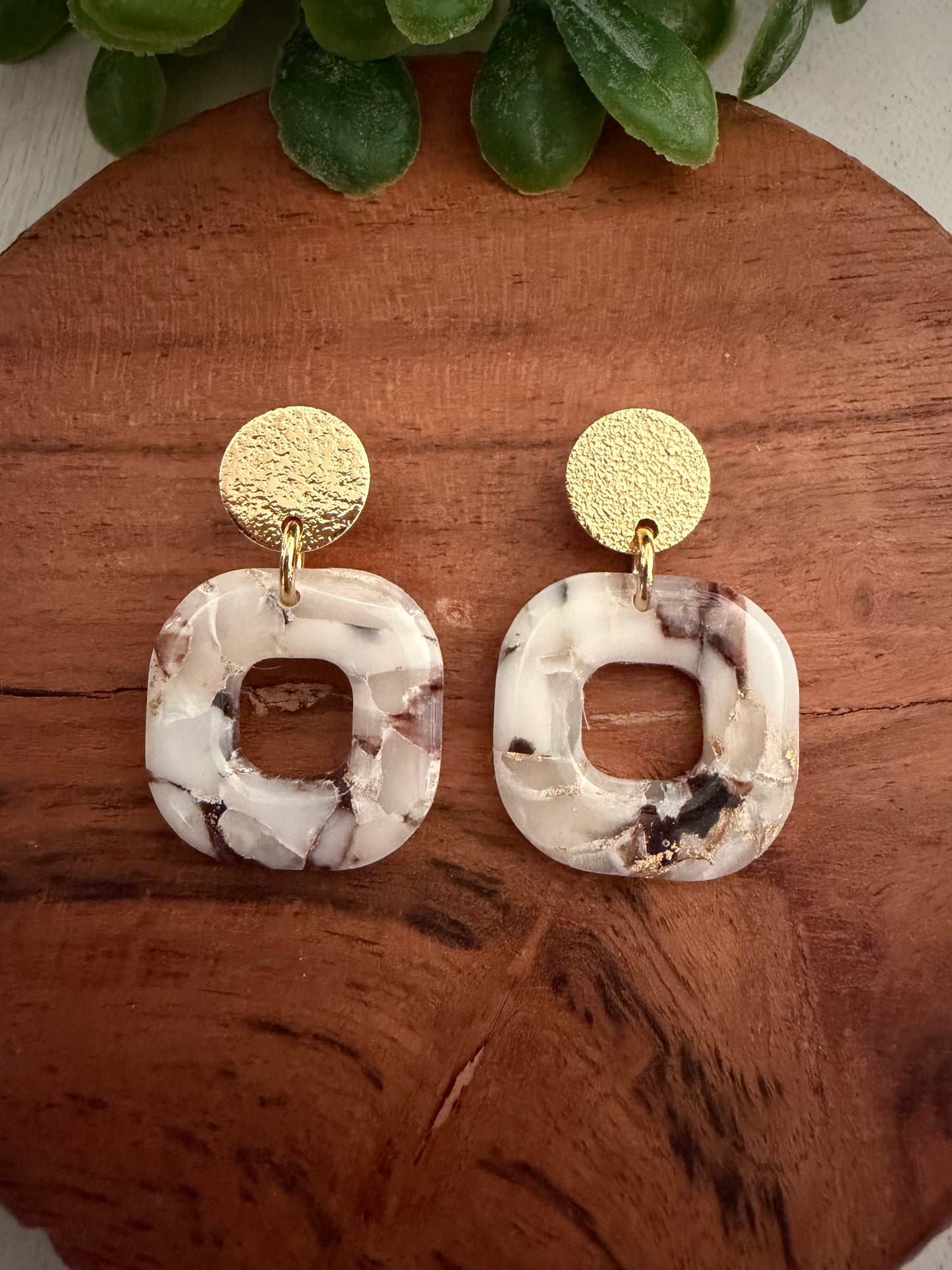 INSPIRED BY Marbled Granite