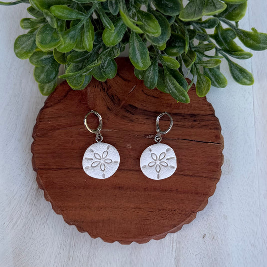 Sand Dollar Huggies