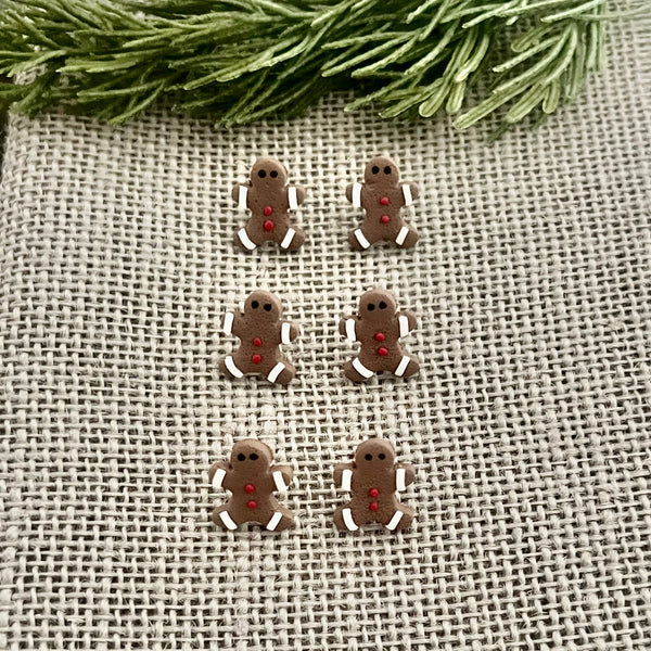 Gingerbread Studs