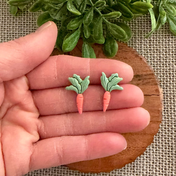 Carrot Studs