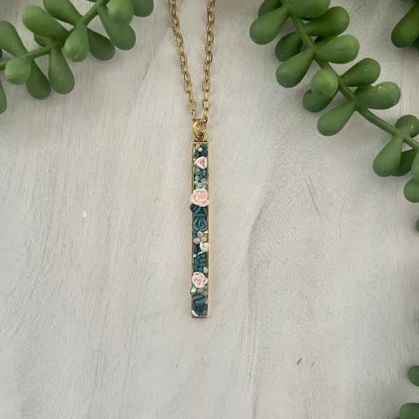 WALK IN THE PARK - Succulent Garden Bar Necklace