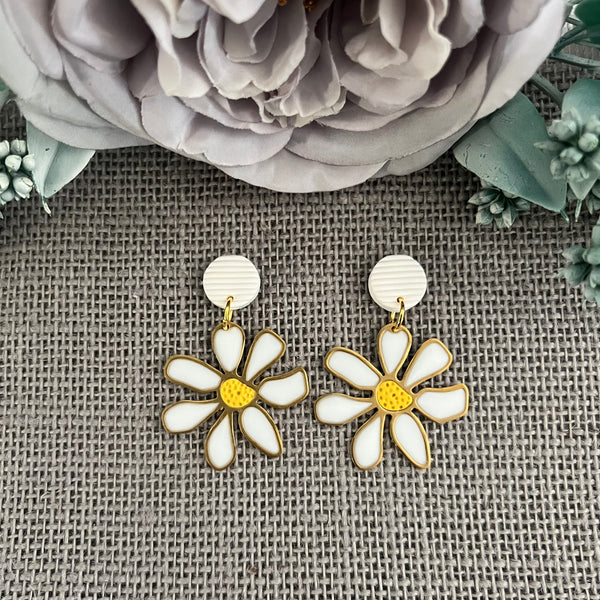 DAISY Clay Earrings