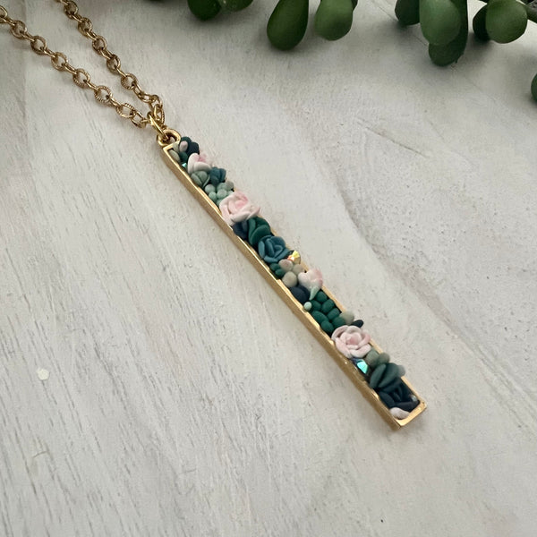 WALK IN THE PARK - Succulent Garden Bar Necklace